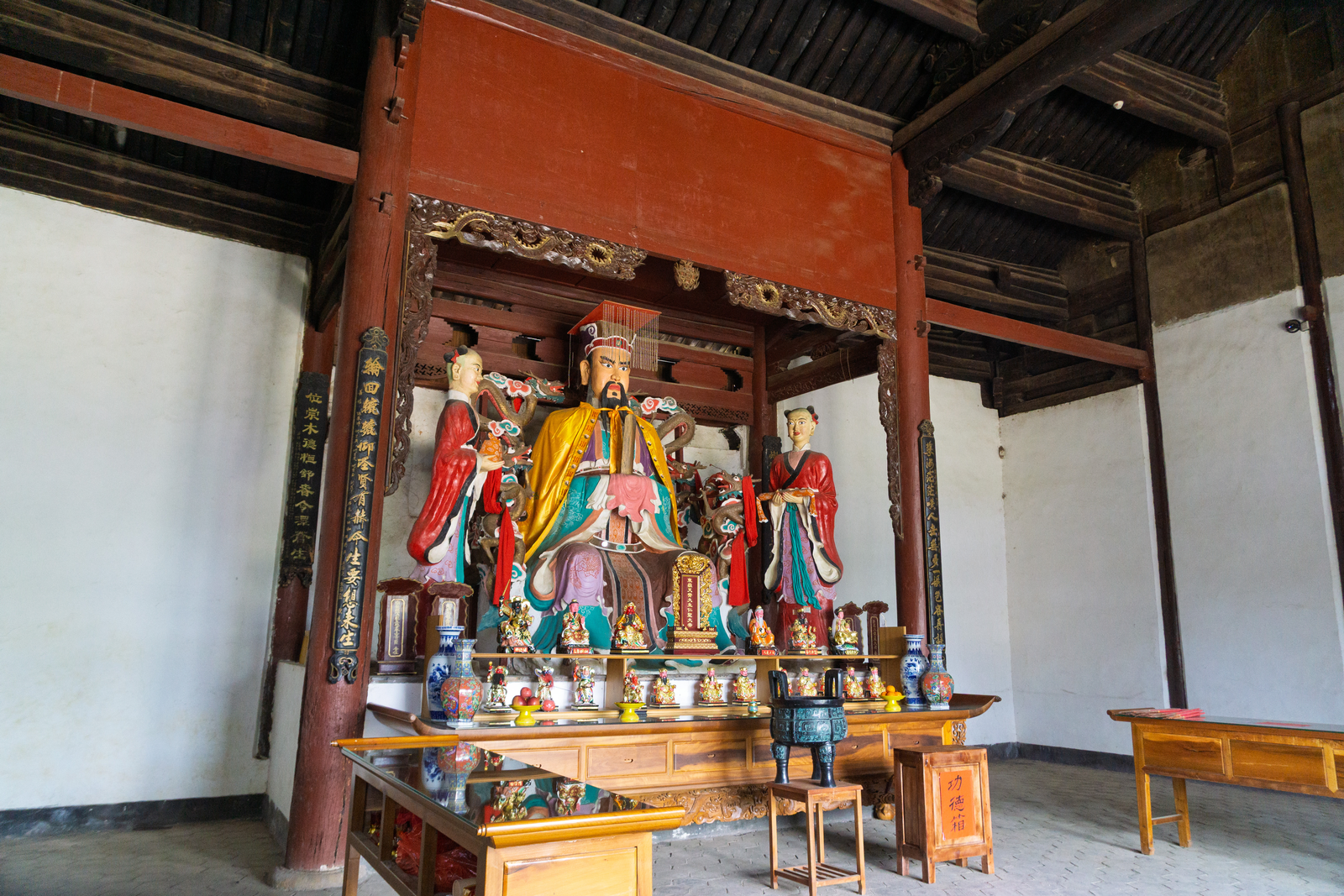 Dongyue Dadi: The Taoist Emperor of Mount Tai