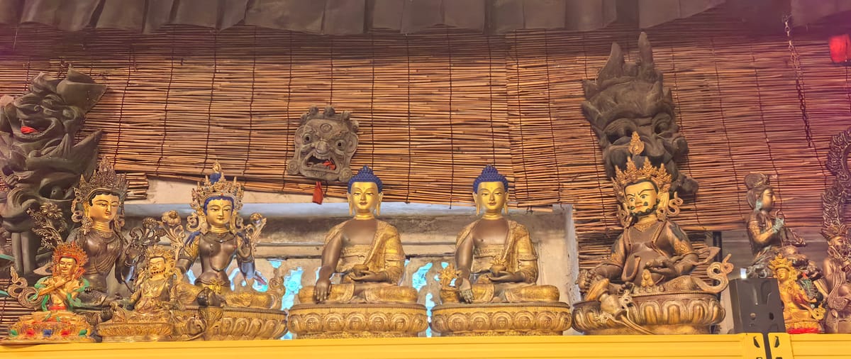 Buddha Shelf (Six) (佛架·六像)