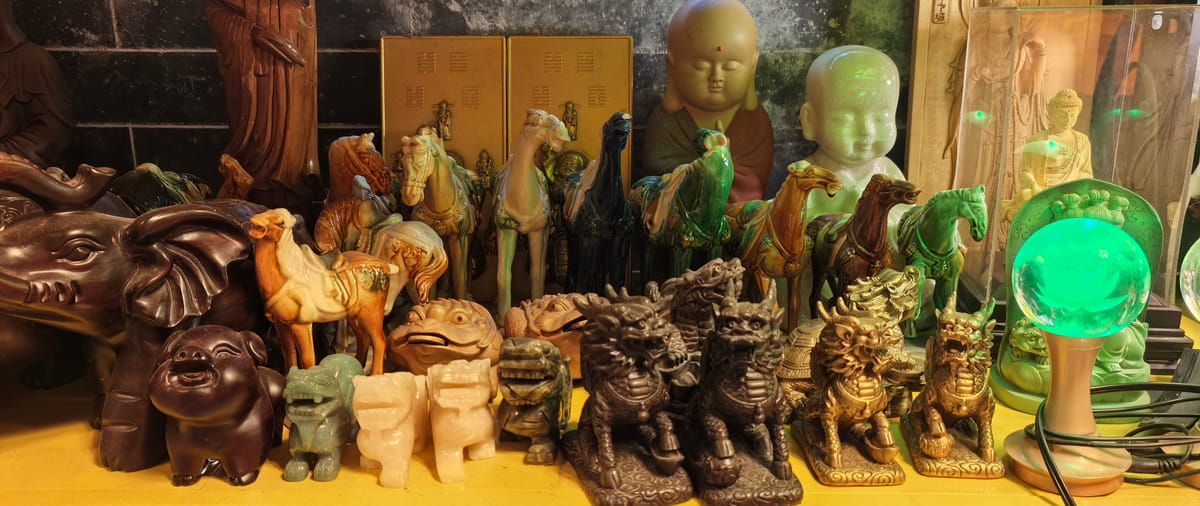 Spirit Beasts & Camels Shelf (Twelve) (灵兽骆驼架·十二像)